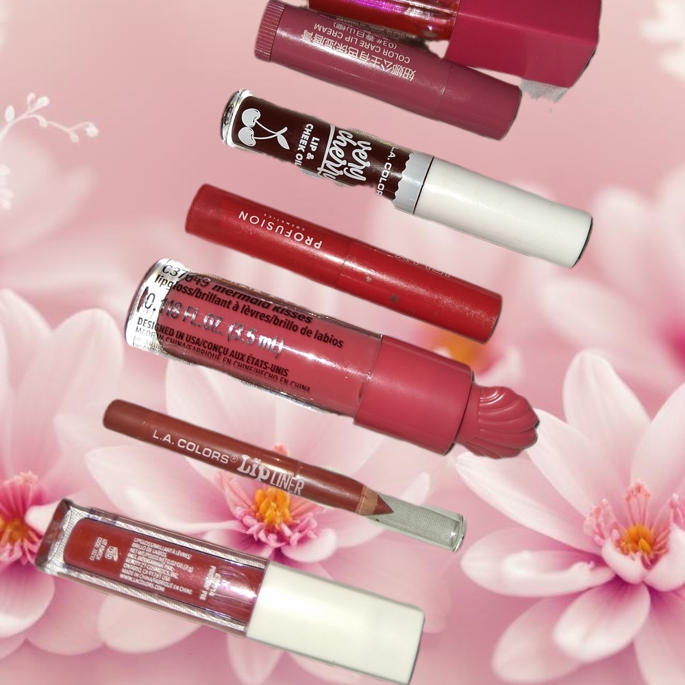 Assorted Pink Women’s Lip Gloss & Lipstick Set - Unbranded - Picture 3 of 5